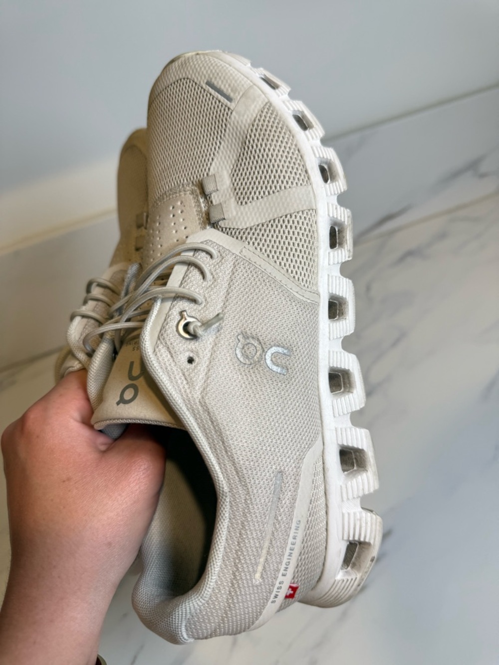 On cloud slip on running shoes - Picture 3 of 11